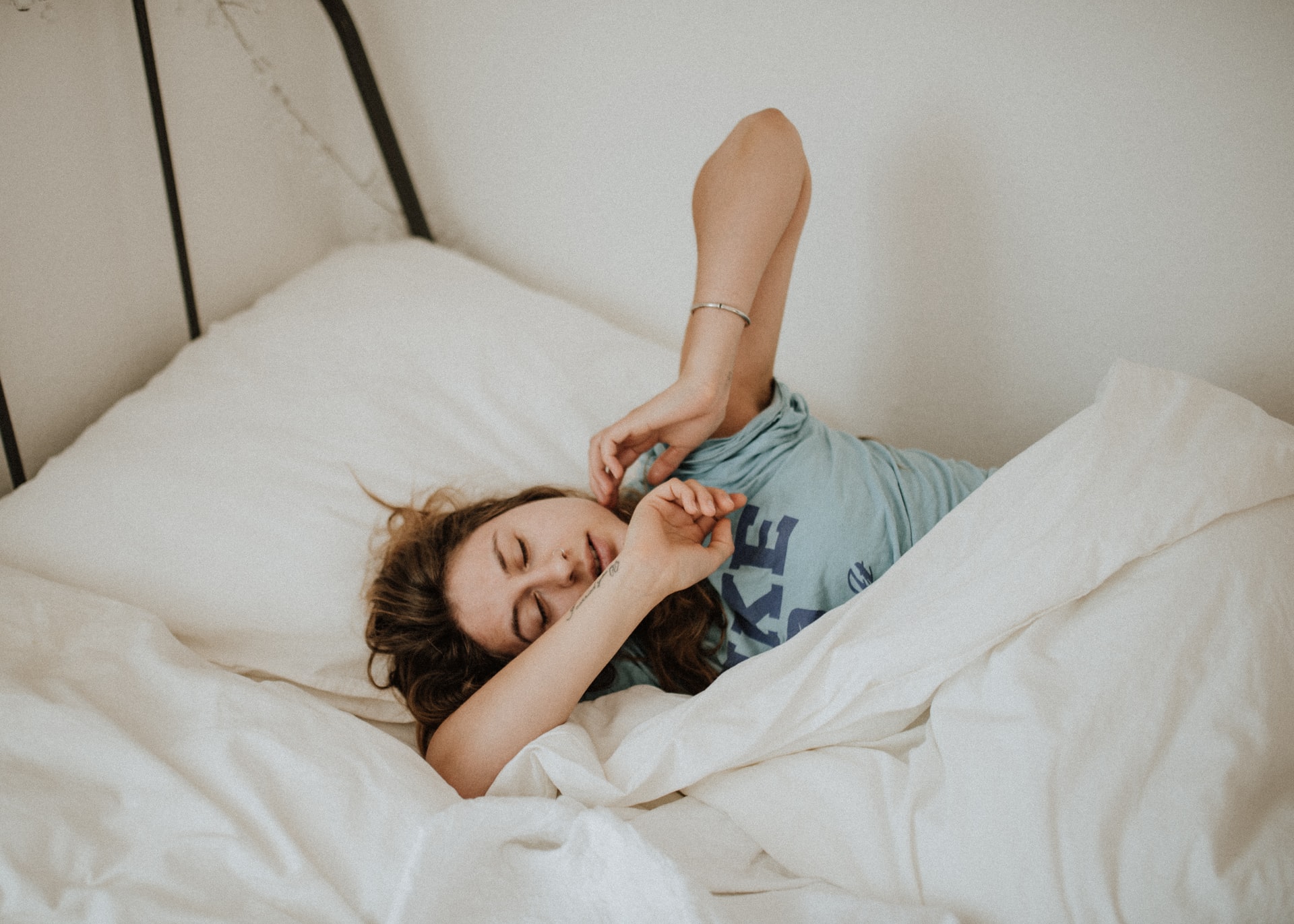 How To Wake Someone Up On Facetime? - smalltechblog.com