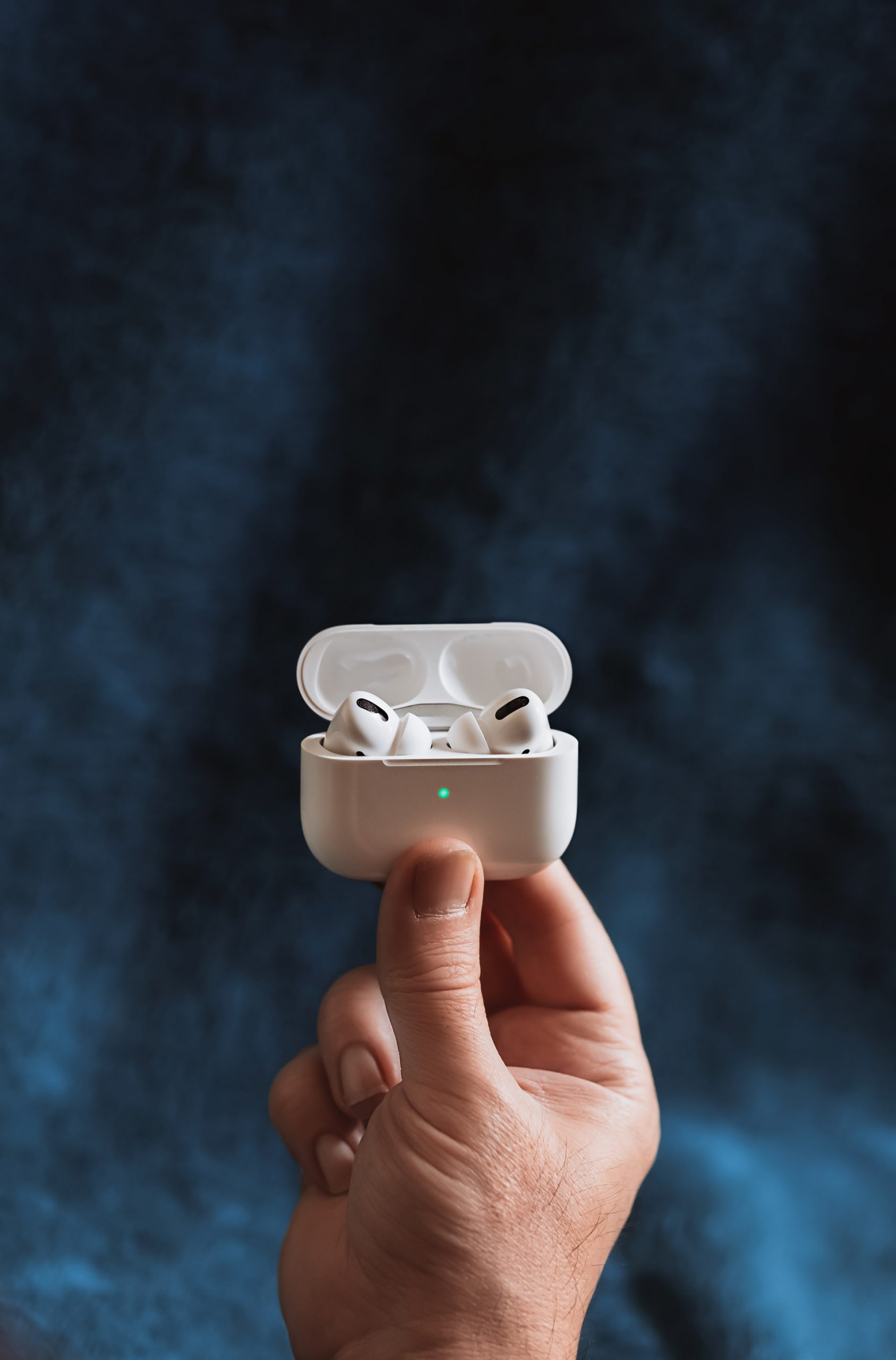 Why Do My AirPods Keep Disconnecting?